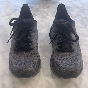 Hoka shoes, size 8, Purchased a week ago, worn 3xs, excellent condition